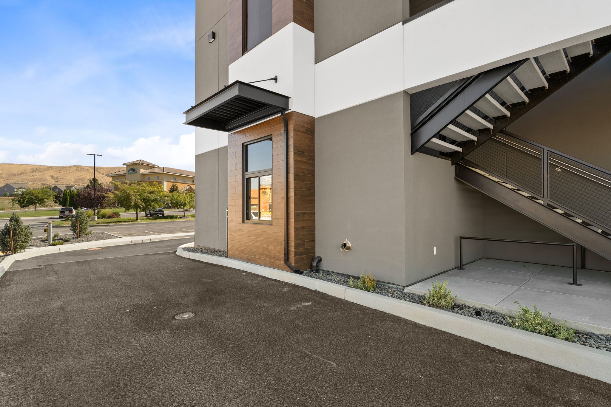 Exterior view 1
